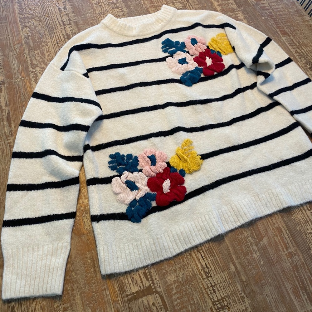 Zara Kids Striped Floral Accent Sweater Women’s XS - Picture 2 of 5